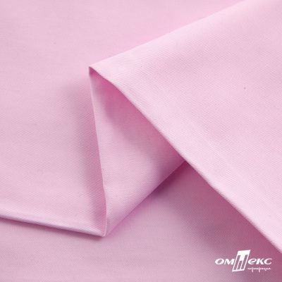 Ткань сорочечная Альто, 115 г/м2, 58% пэ,42% хл, окрашенный, шир.150 см, цв. 2-розовый (арт.101) - купить в Махачкале. Цена 306.69 руб.