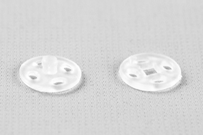 Кнопки пришивные пластиковые 10 мм, блистер 24шт, цв.-прозрачные - купить в Махачкале. Цена: 48.41 руб.